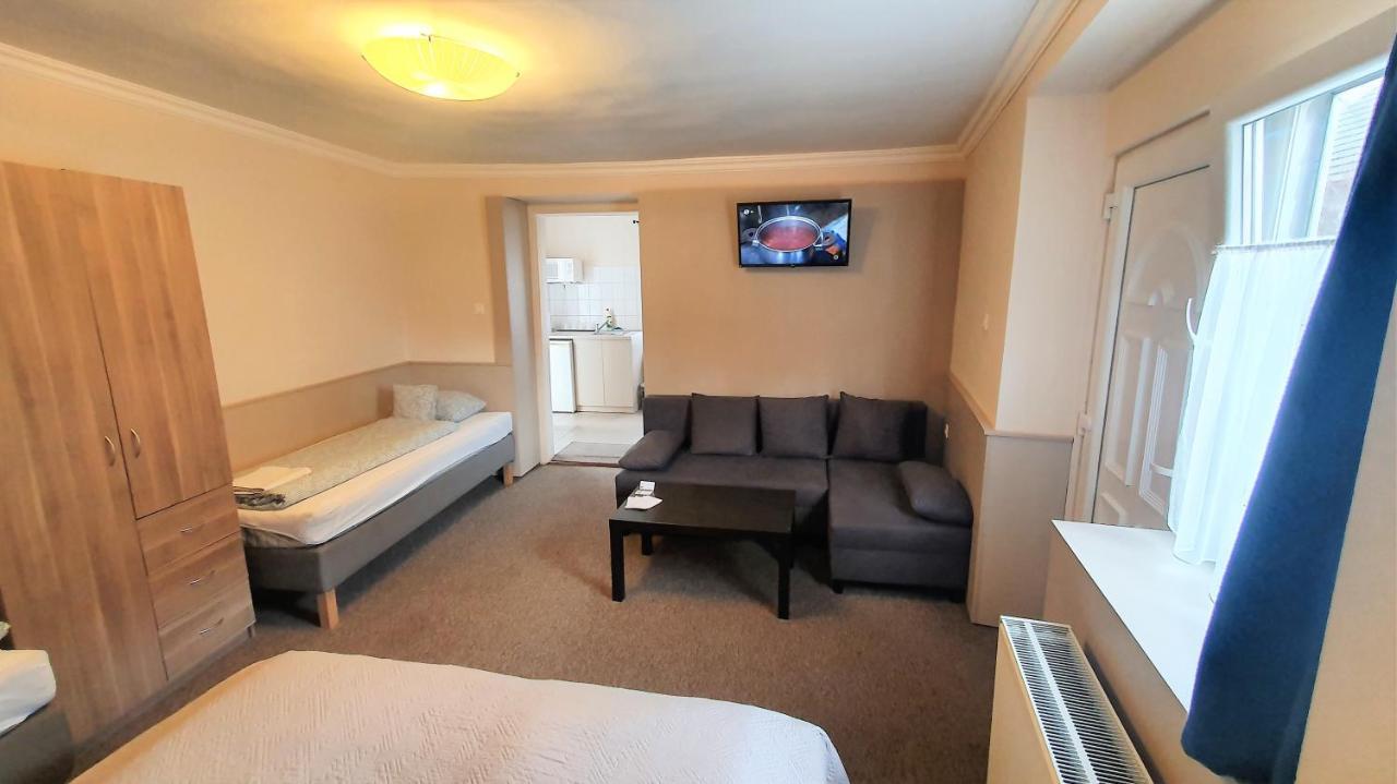Centrál Motel Kecskemét Exterior foto